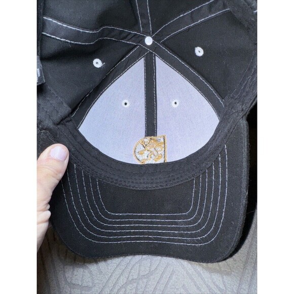 BLACK SPORTSMAN BLACK HAT WITH GOLD LOGO NWOT - Picture 5 of 5